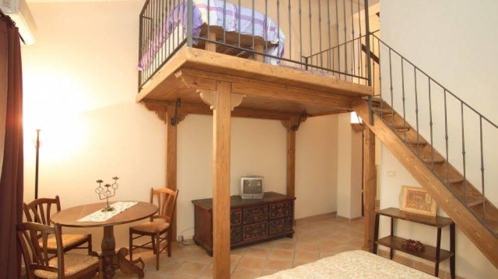 Вилла Pieve Del Castello Дерута Экстерьер фото